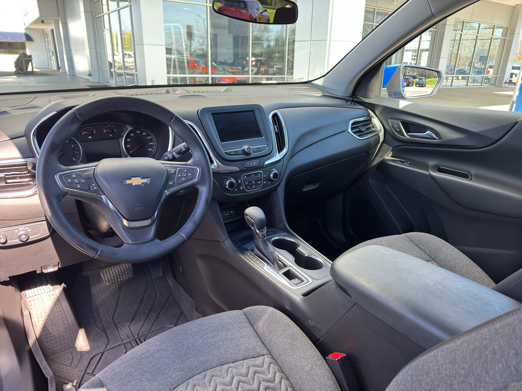 Used 2024 Chevrolet Equinox LT w/ LPO, Floor Liner Package image 6