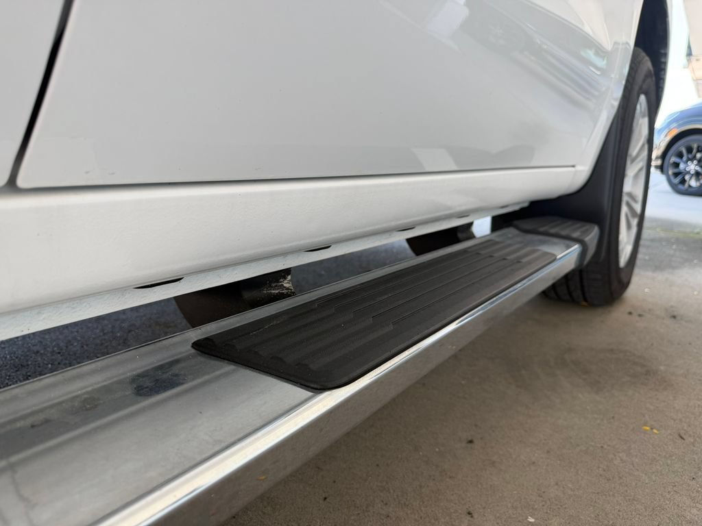 Used 2023 Chevrolet Silverado 1500 LTZ w/ LTZ Convenience Package II AWD/4WD image 26