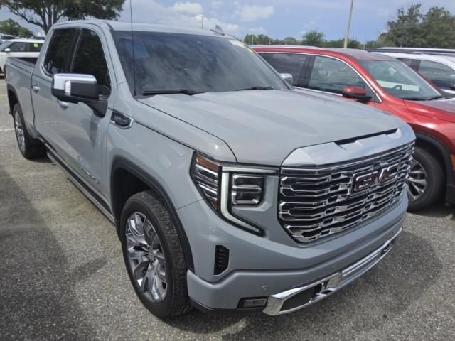 Used 2025 GMC Sierra 1500 Denali w/ Denali Reserve Package AWD/4WD image 6