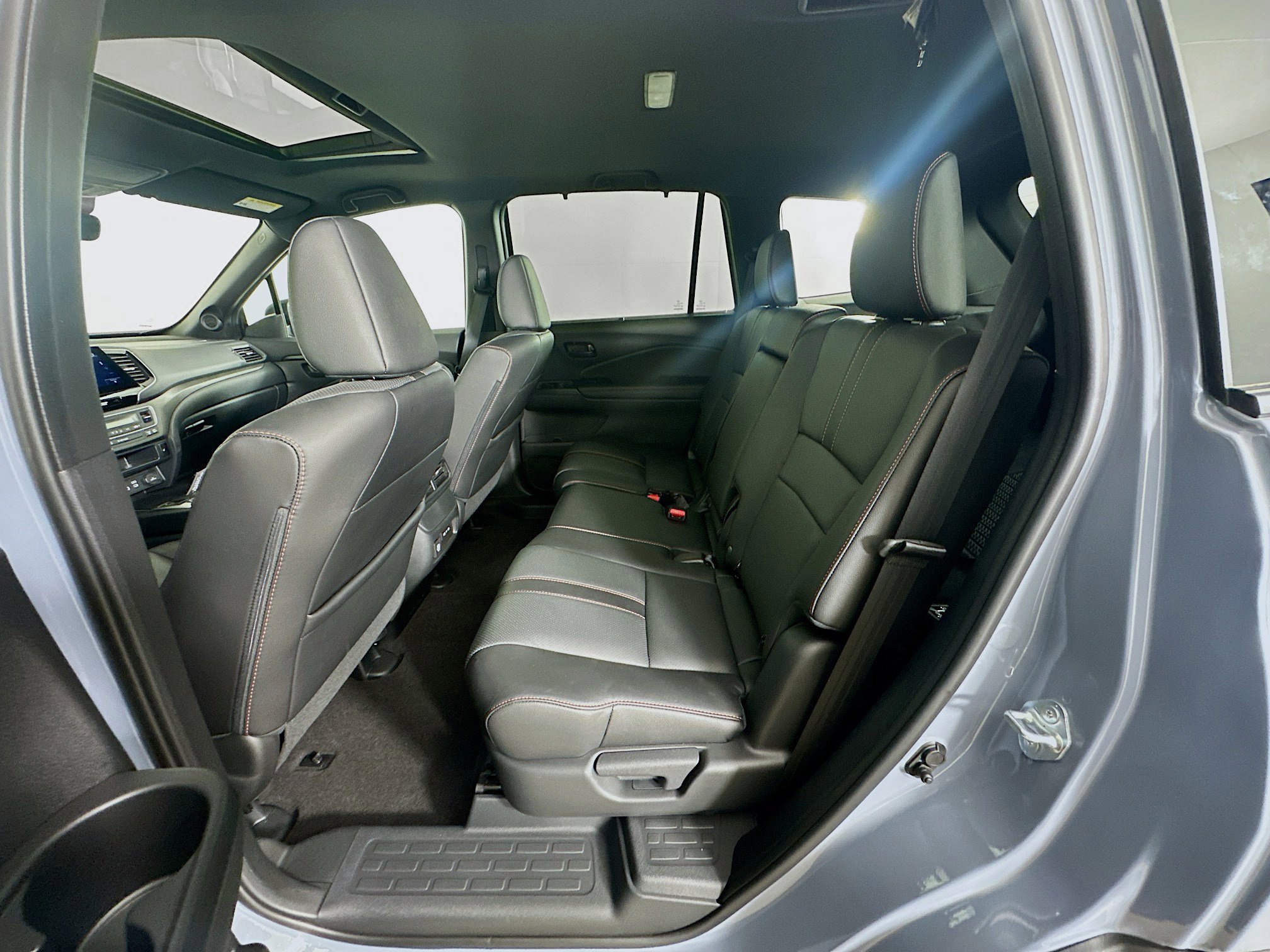 Used 2024 Honda Passport TrailSport image 27