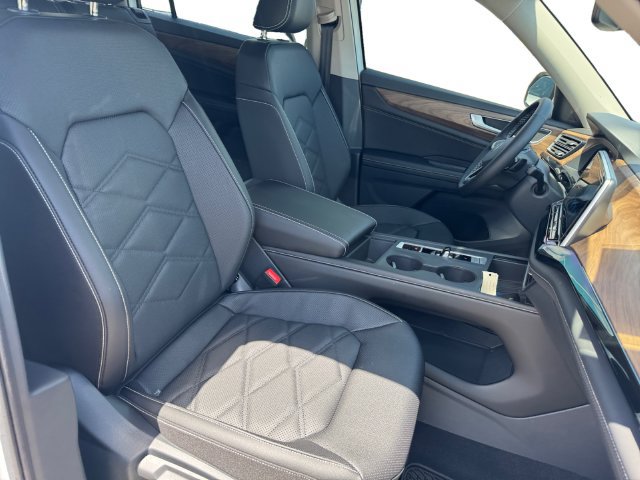 New 2026 Volkswagen Atlas SE FWD image 14