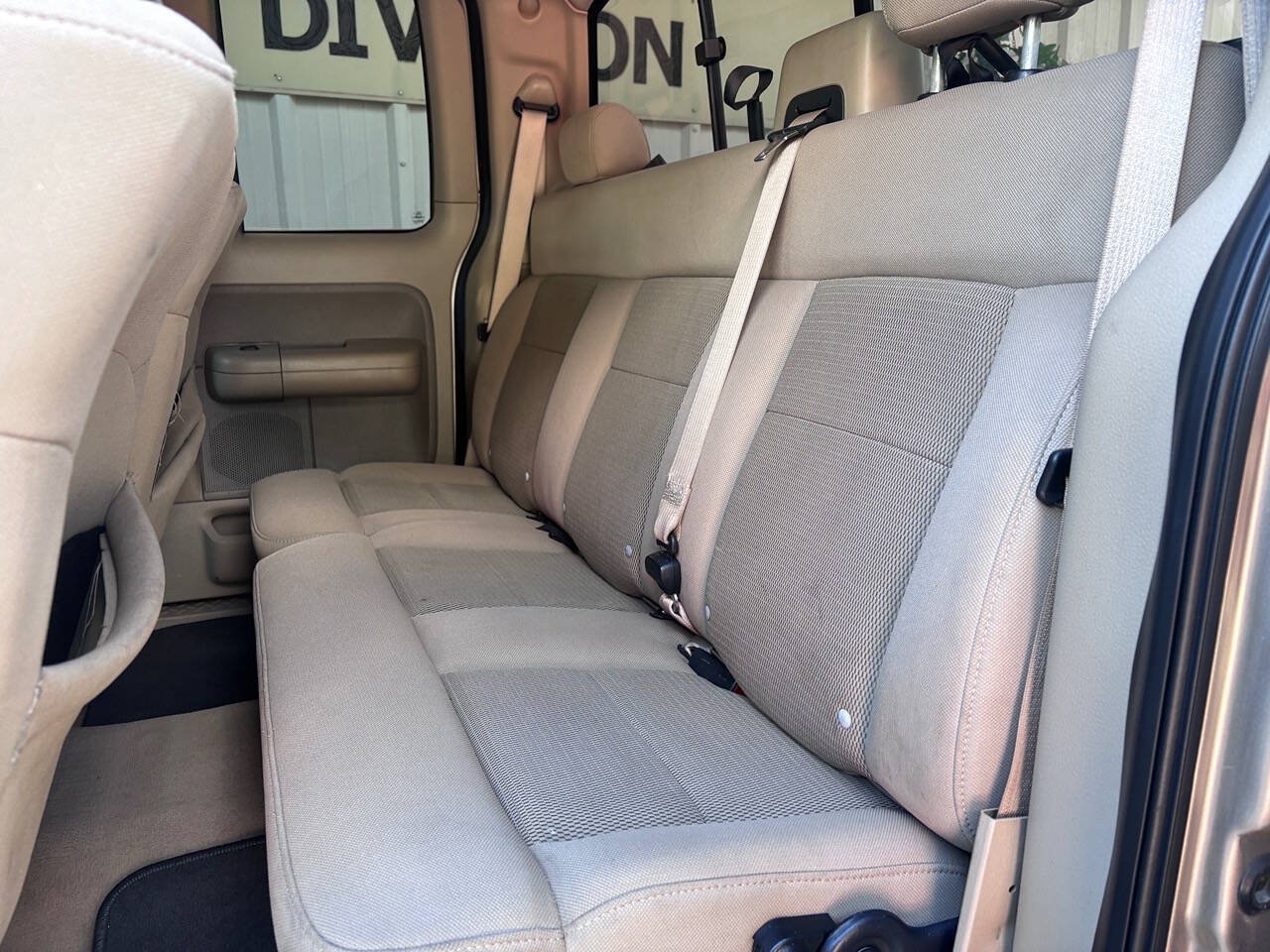 Used 2004 Ford F150 XLT RWD image 14