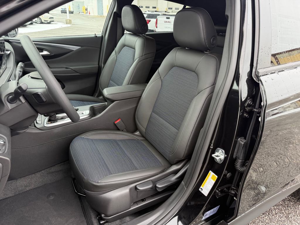 New 2026 Buick Envista Preferred w/ Convenience II Package image 10