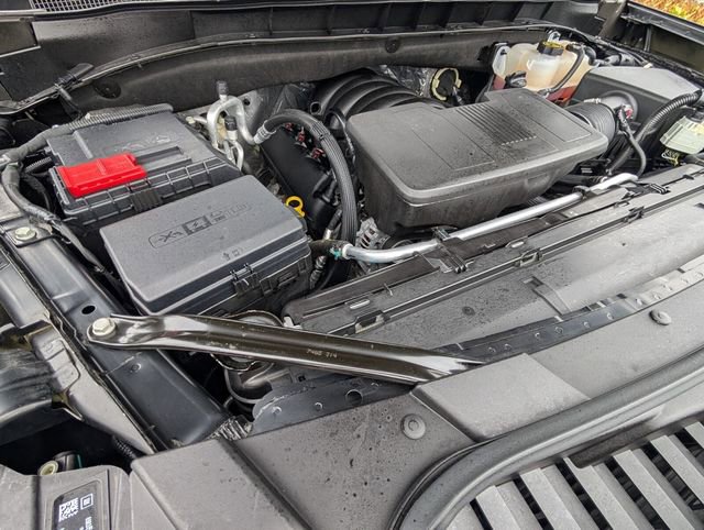 Used 2024 Chevrolet Suburban Z71 w/ Luxury Package image 22