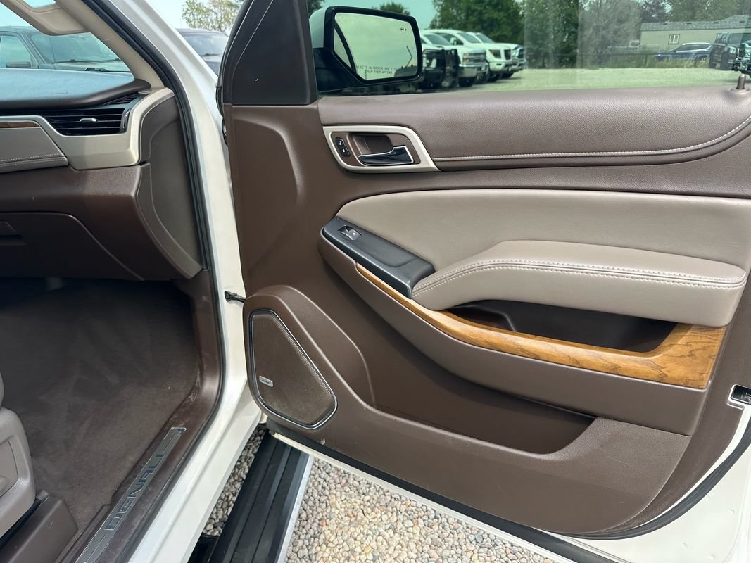 Used 2019 GMC Yukon Denali w/ Denali Ultimate Package AWD/4WD image 8
