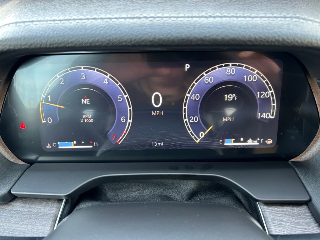 New 2025 Jeep Grand Cherokee Limited image 11