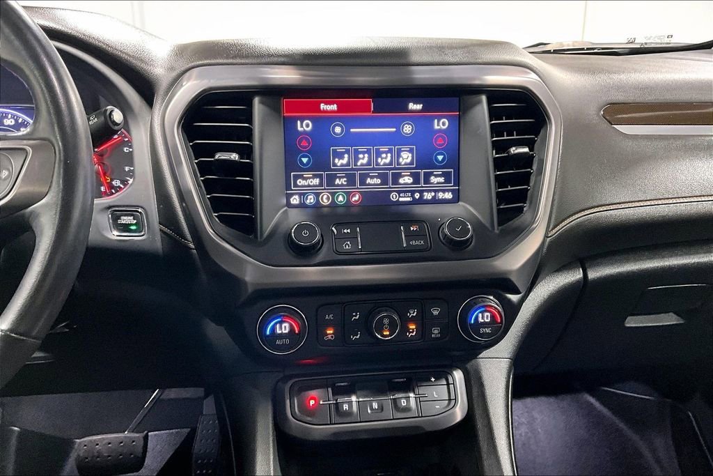 Used 2022 GMC Acadia AT4 w/ Technology Package image 8