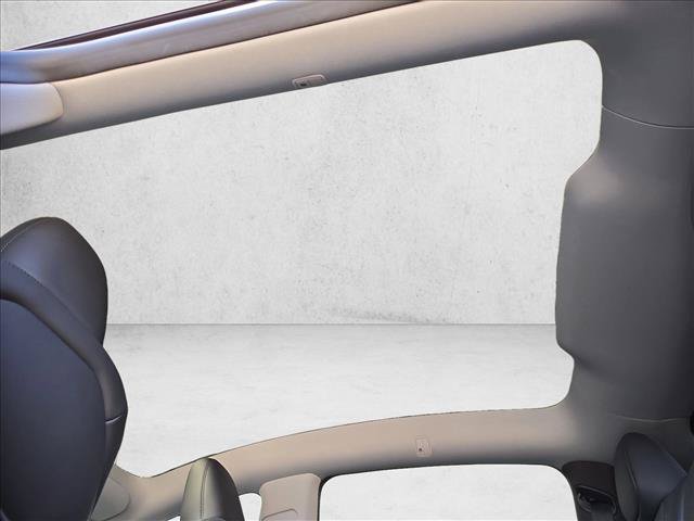Used 2026 Tesla Model Y AWD image 19