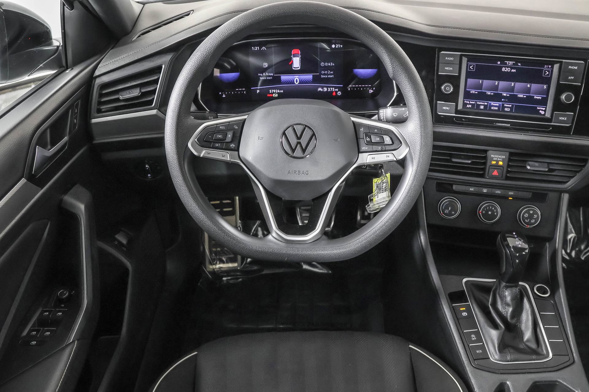 Used 2023 Volkswagen Jetta Sport image 35