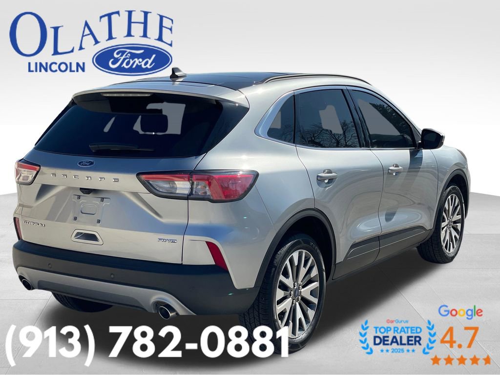 Used 2022 Ford Escape Titanium image 5