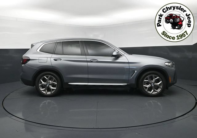 Used 2023 BMW X3 xDrive30i AWD/4WD image 6
