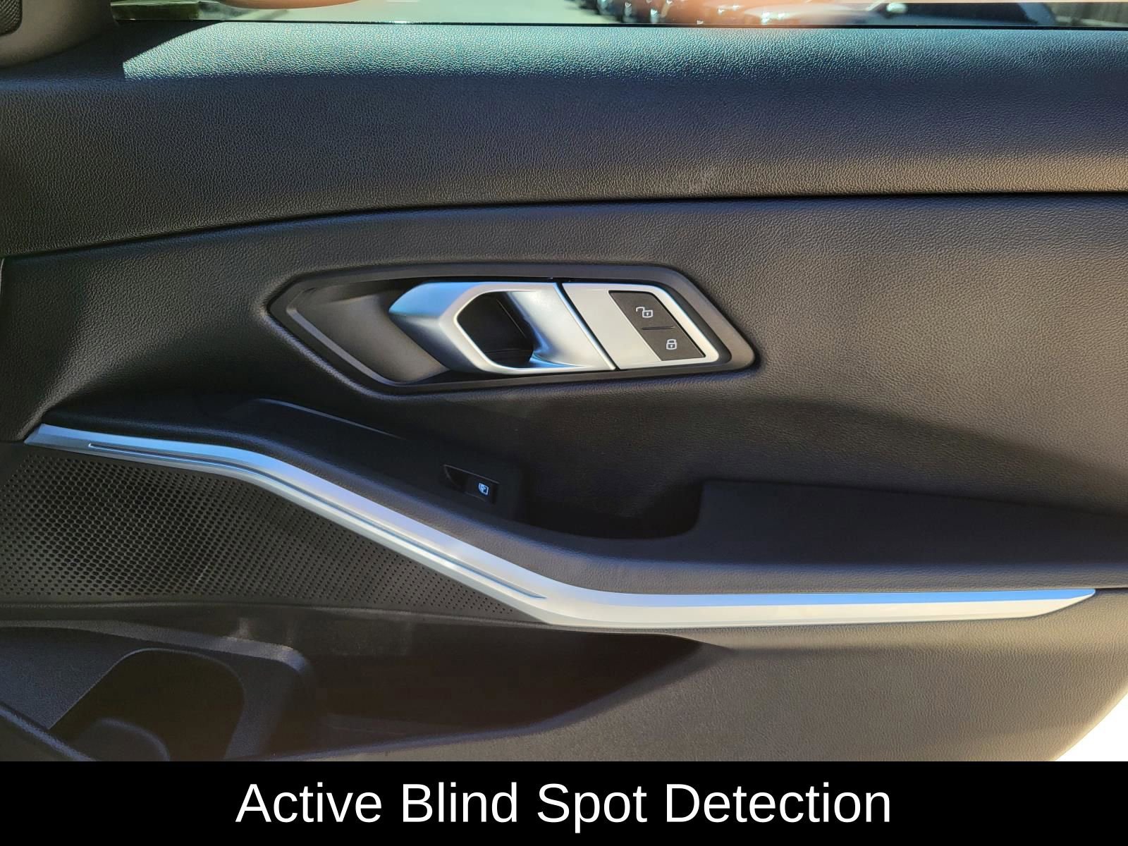 Used 2023 BMW M340i RWD image 7