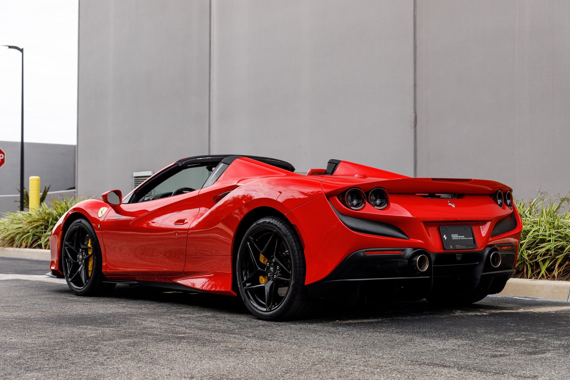 Used 2022 Ferrari F8 Tributo RWD image 45