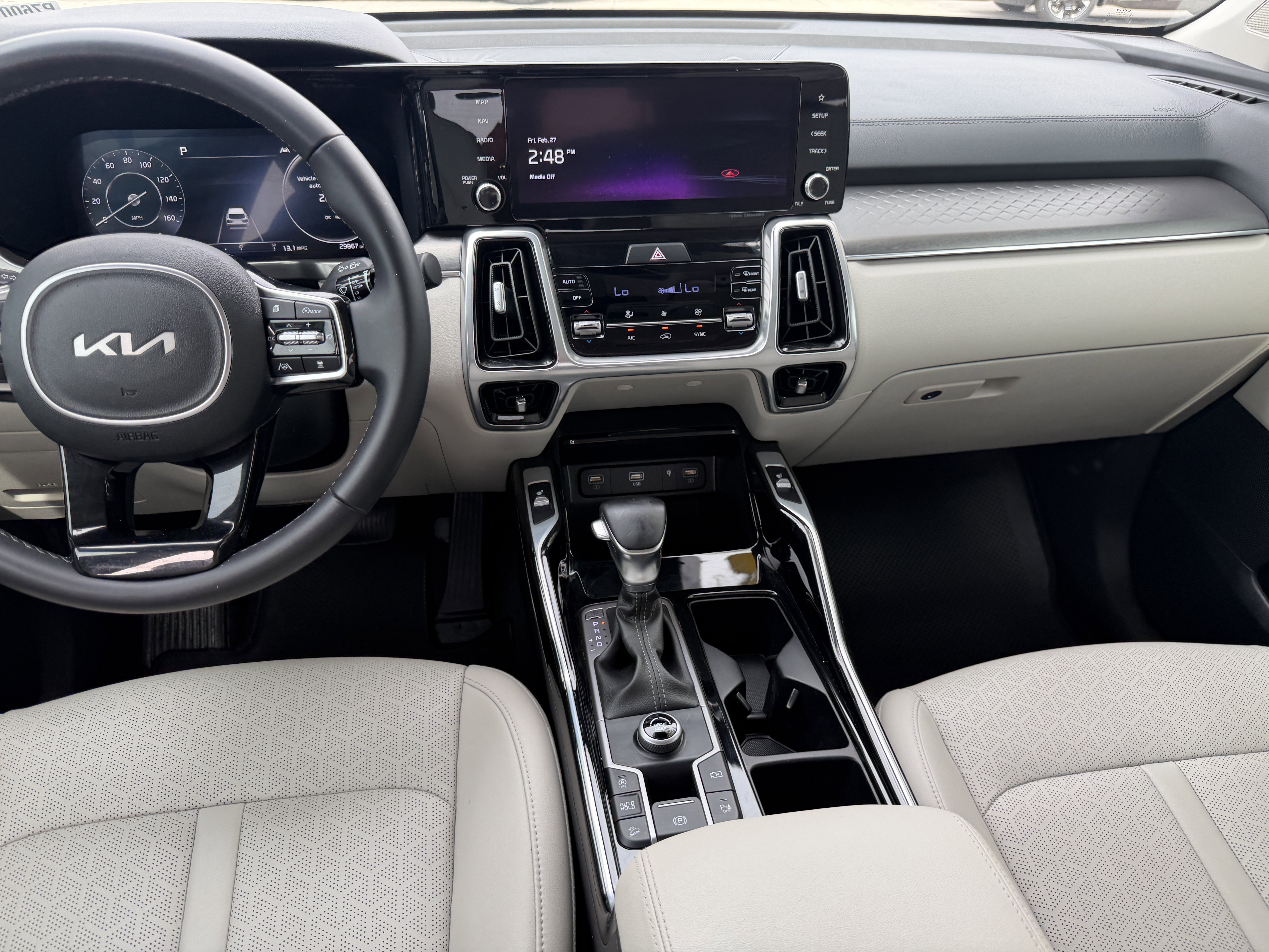 Certified 2023 Kia Sorento SX image 14