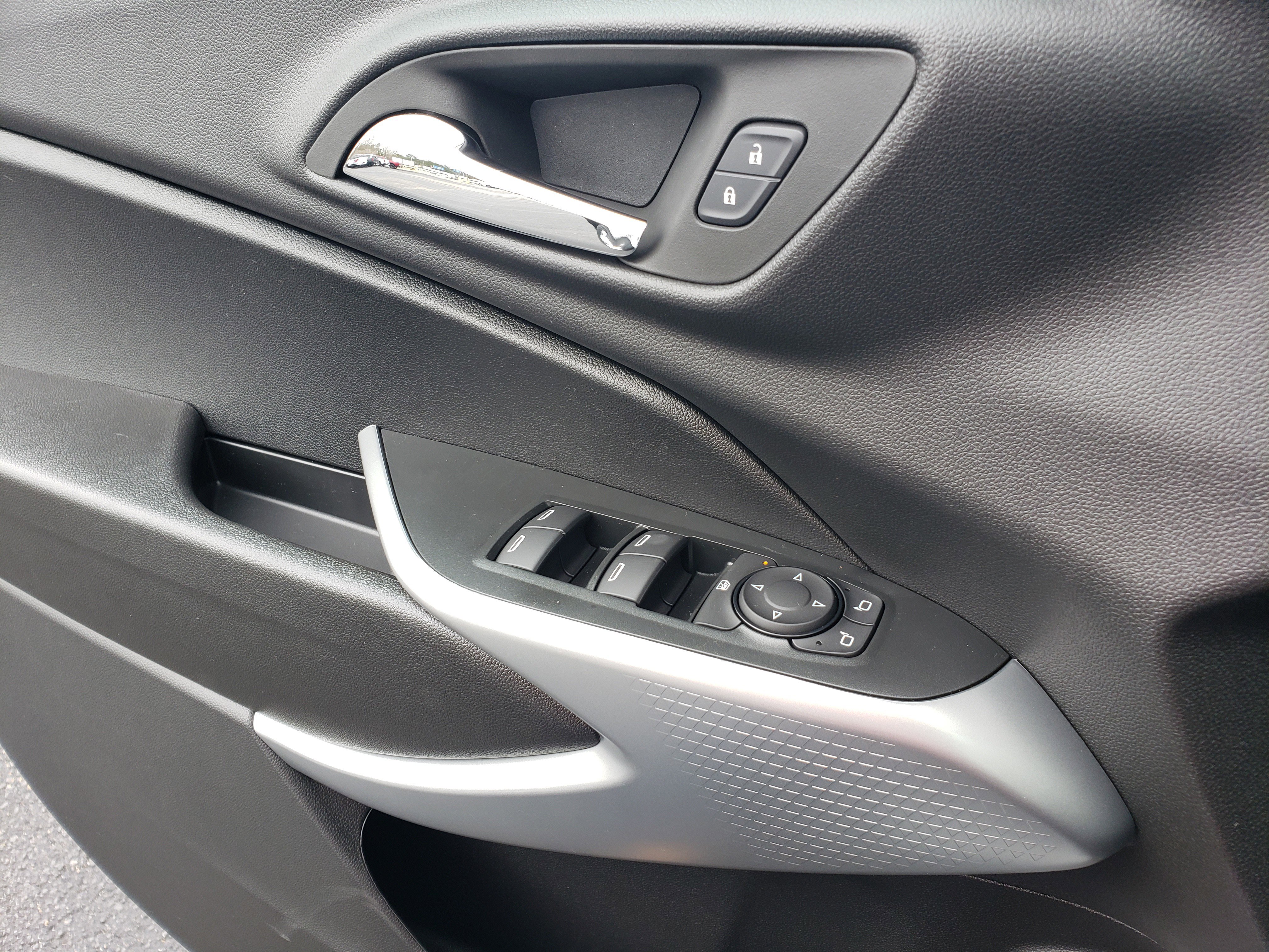 New 2026 Chevrolet Trax LS image 13