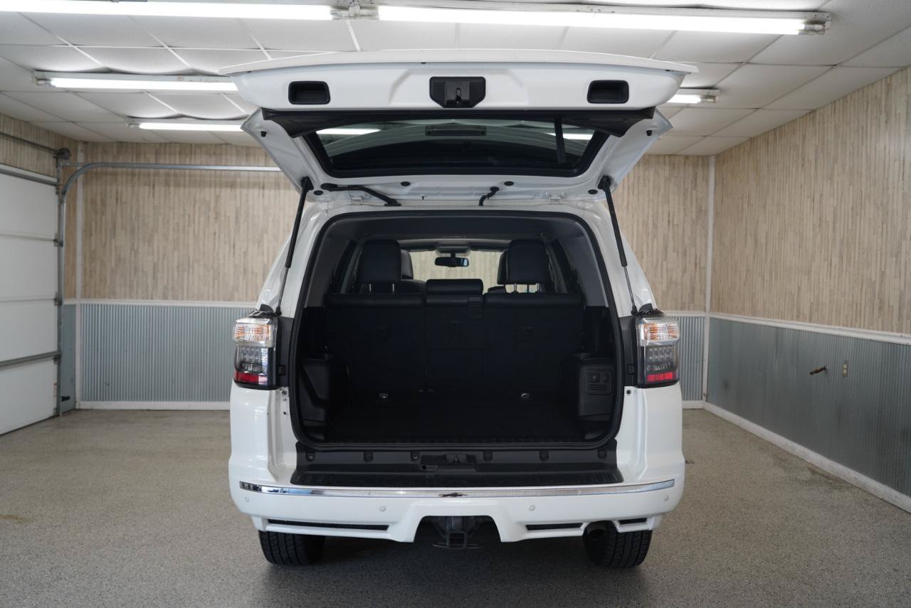 Used 2016 Toyota 4Runner Limited AWD/4WD image 38
