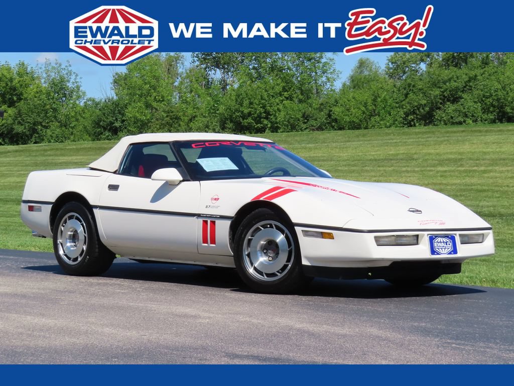 Used 1987 Chevrolet Corvette Convertible RWD video 1
