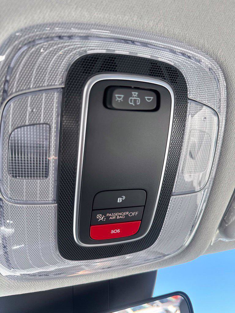 New 2027 Hyundai Kona SE AWD/4WD image 19