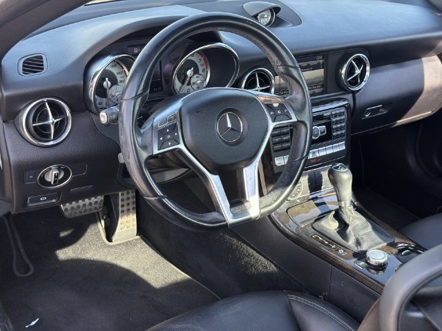 Used 2013 Mercedes-Benz SLK 250 image 14