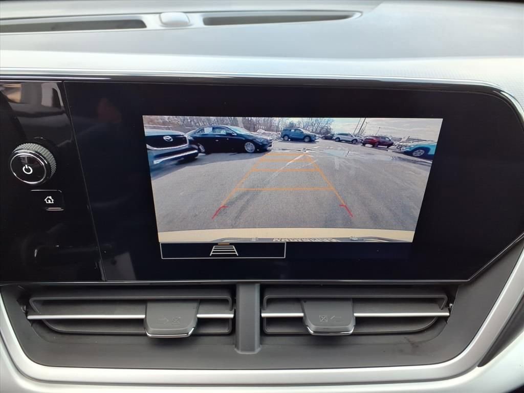 Used 2024 Chevrolet Trax LS w/ LS Convenience Package image 23