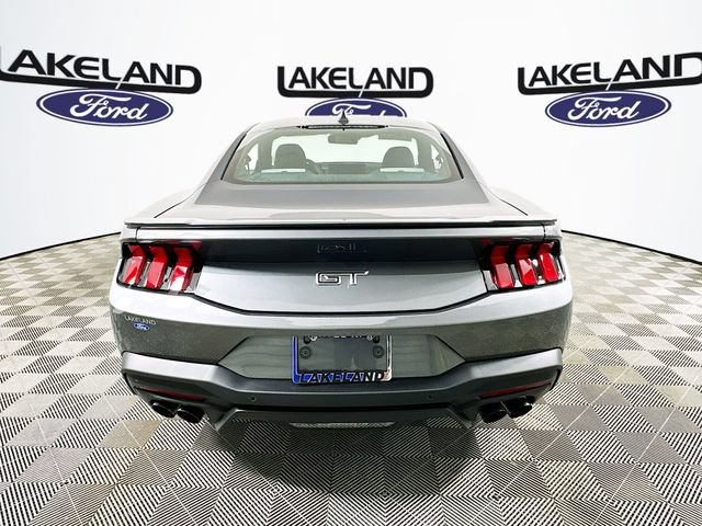 Used 2025 Ford Mustang GT RWD image 4