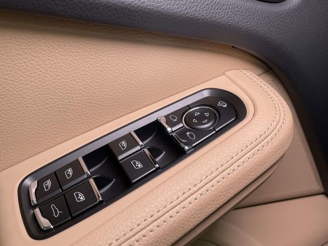 New 2026 Porsche Macan AWD/4WD image 36
