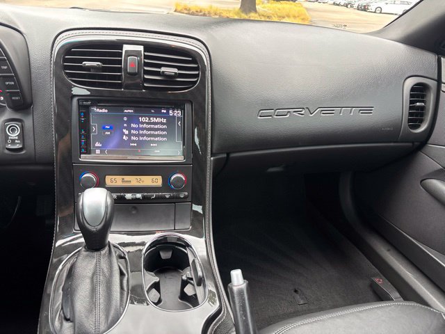 Used 2011 Chevrolet Corvette Coupe w/ 1LT RWD image 16