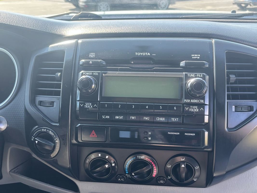 Used 2012 Toyota Tacoma 4x4 Access Cab V6 w/ Convenience Pkg image 11