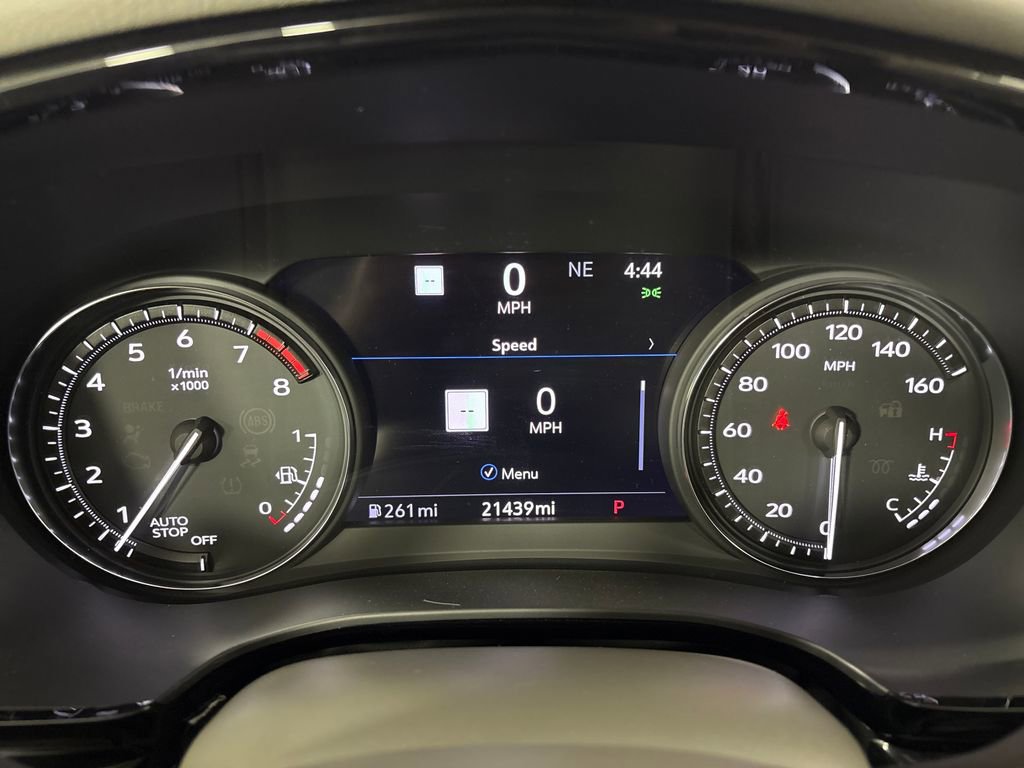 Used 2024 Cadillac XT6 Premium Luxury w/ Technology Package FWD image 19
