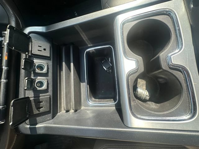 Used 2019 GMC Sierra 2500 SLT w/ Duramax Plus Package AWD/4WD image 28