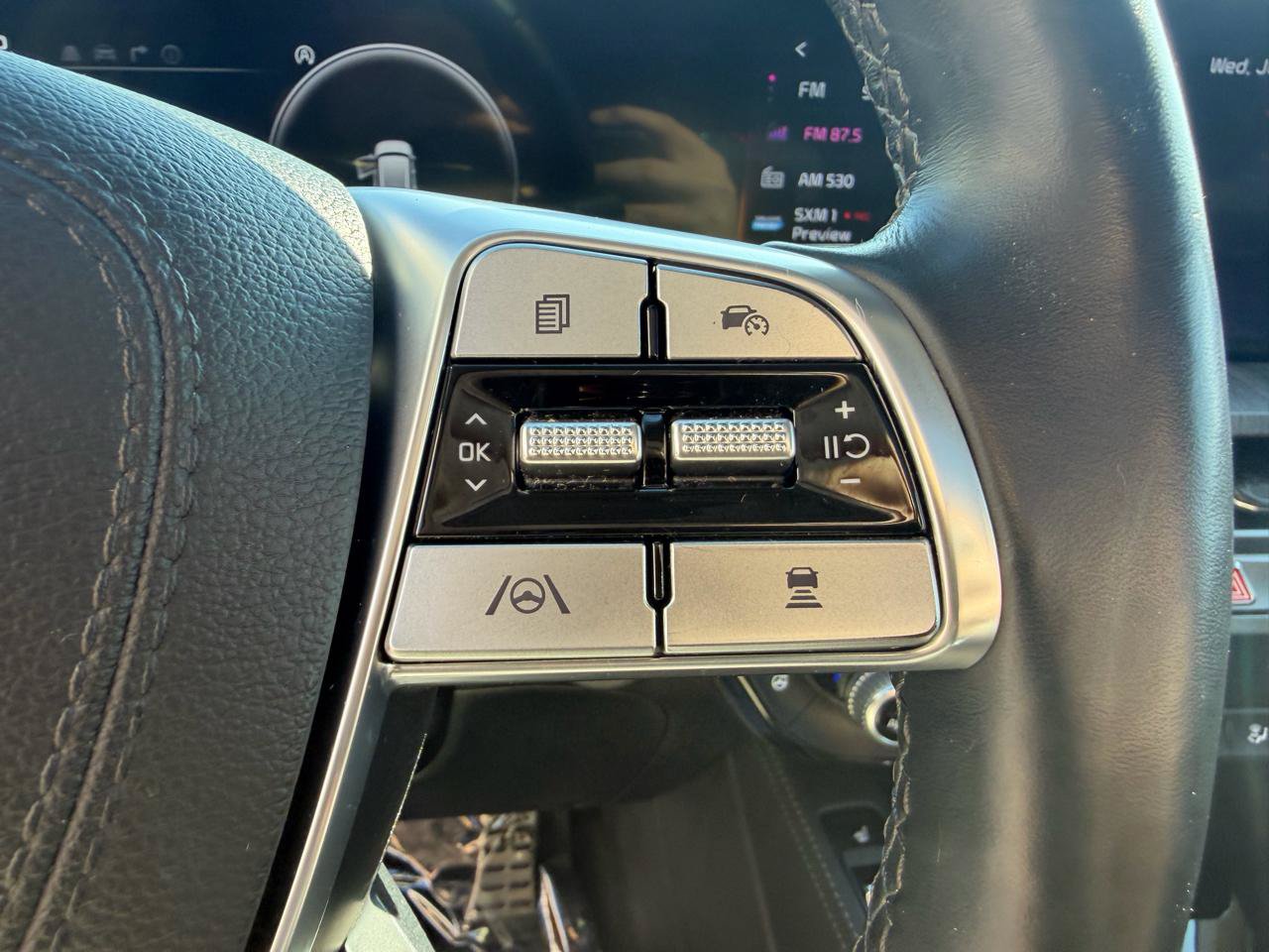Used 2024 Kia Telluride SX Prestige w/ Towing Package AWD/4WD image 34