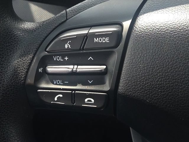 Used 2019 Hyundai Veloster 2.0 FWD image 31