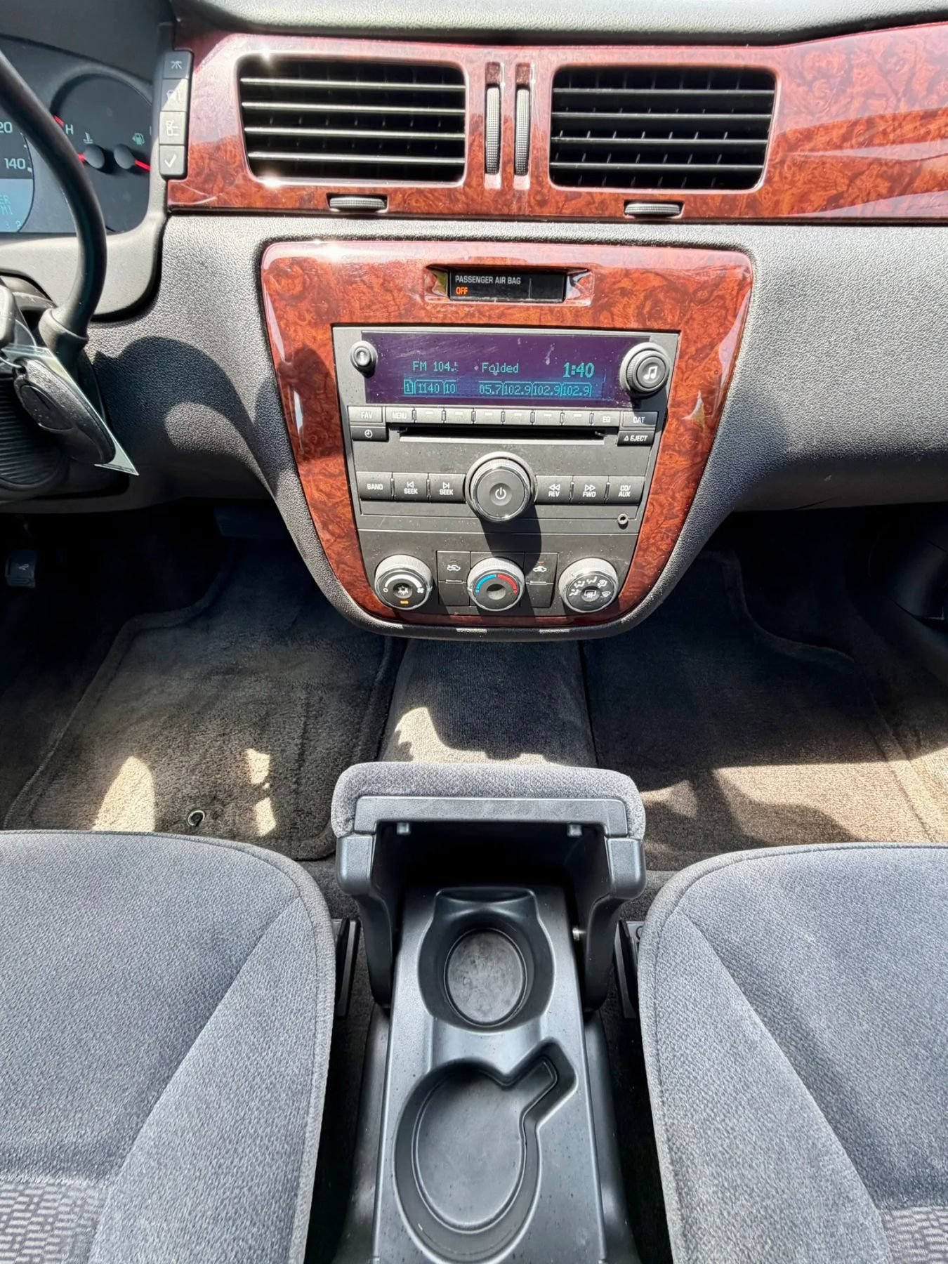 Used 2011 Chevrolet Impala LS FWD image 13