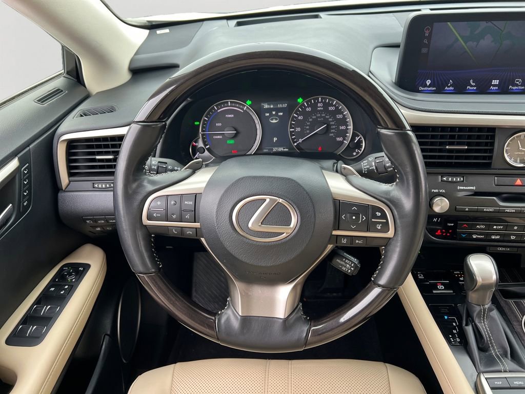 Used 2022 Lexus RX 450hL Luxury image 17