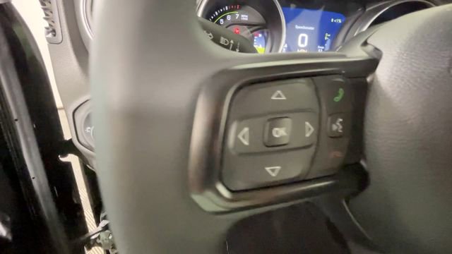 Used 2023 Jeep Wrangler Unlimited w/ 8.4" Radio Group AWD/4WD image 23