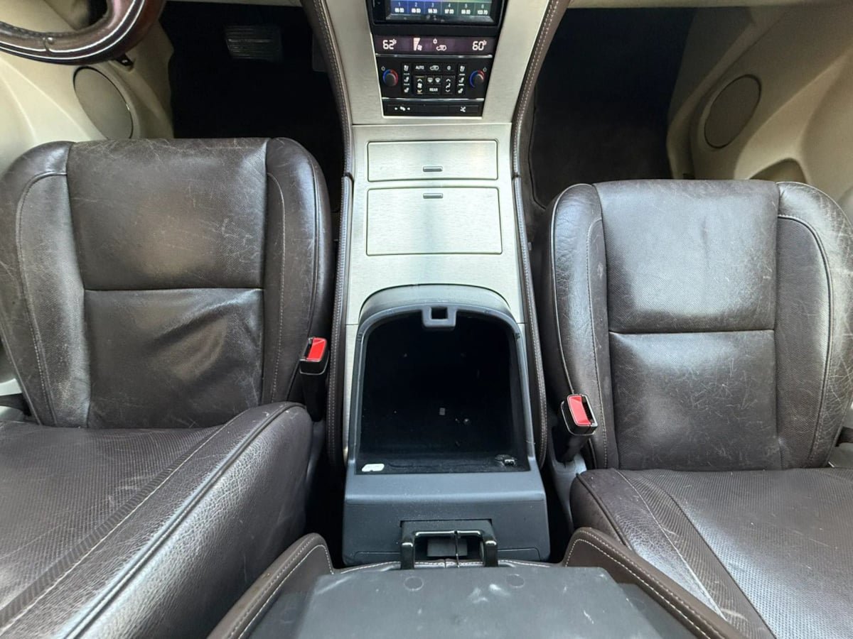 Used 2013 Cadillac Escalade Platinum AWD/4WD image 52