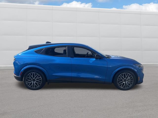 Used 2025 Ford Mustang Mach-E Premium RWD image 9