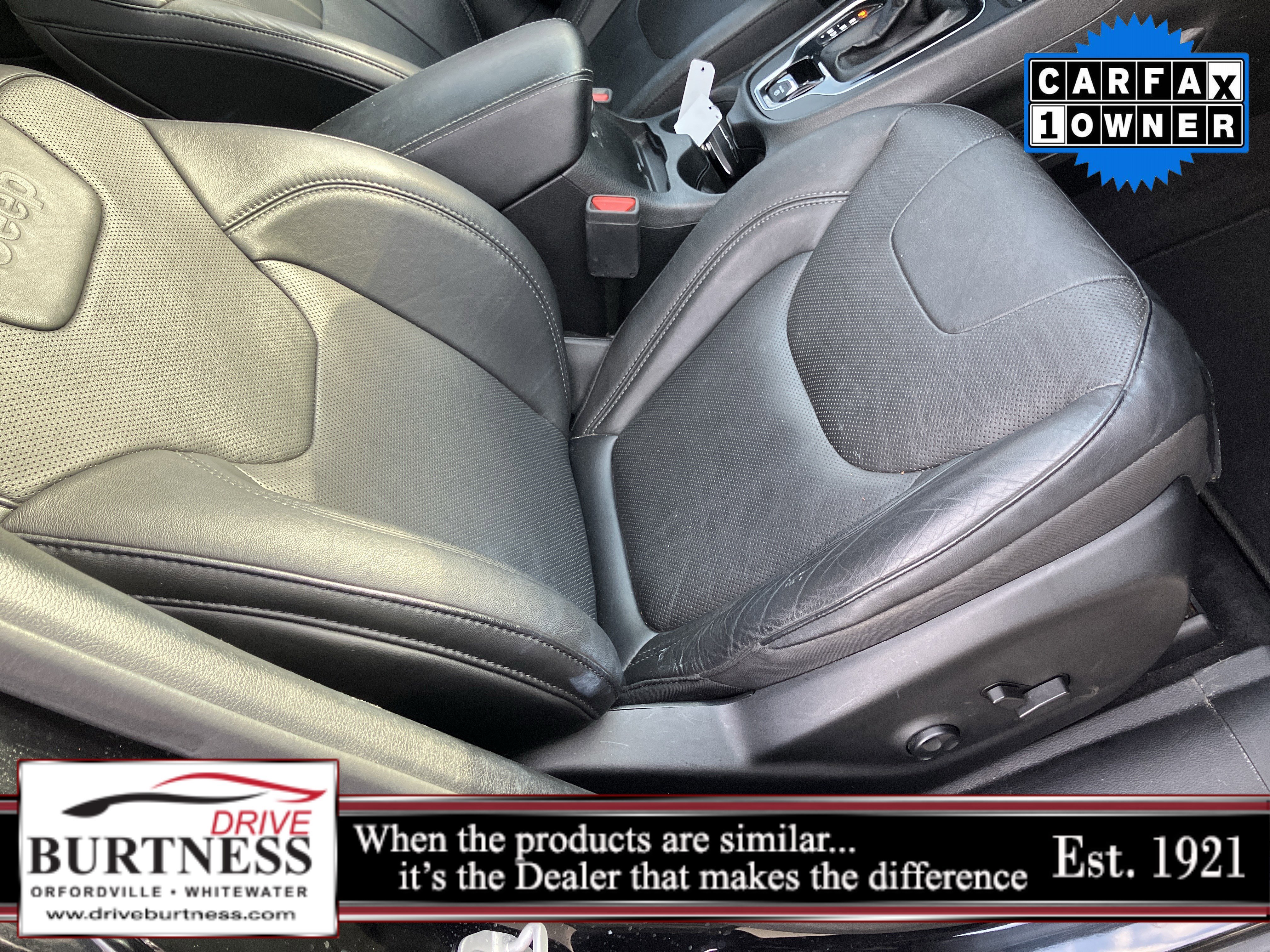 Used 2021 Jeep Cherokee Limited image 27