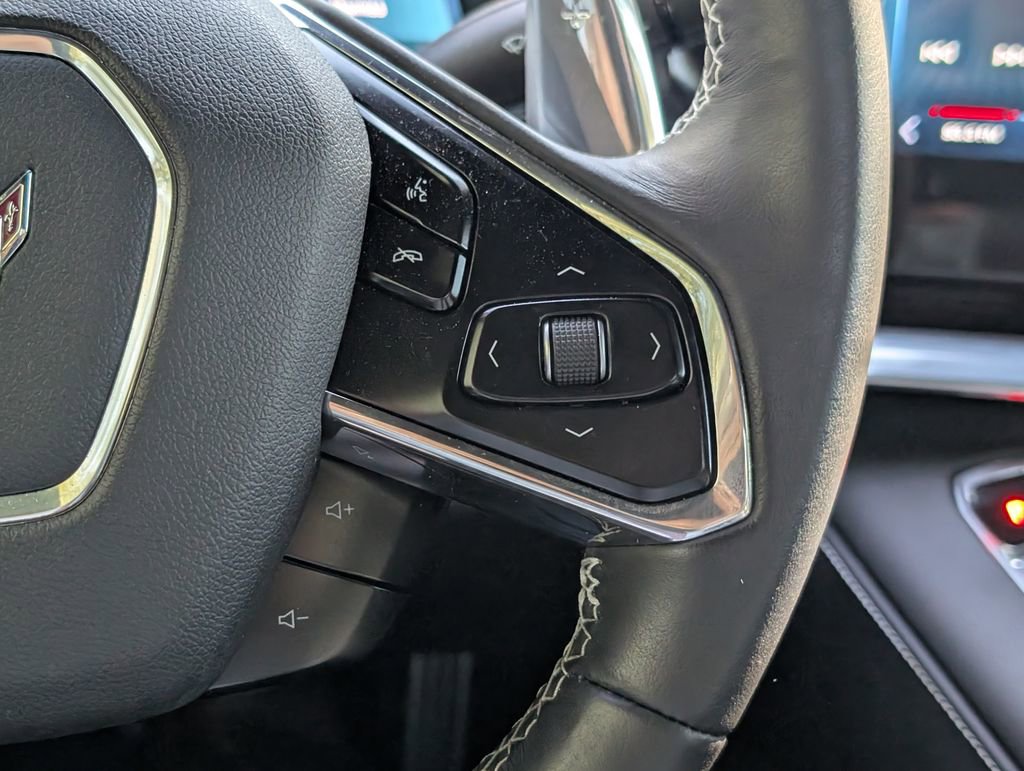 Used 2024 Chevrolet Corvette Stingray Convertible w/ Z51 Performance Package image 23