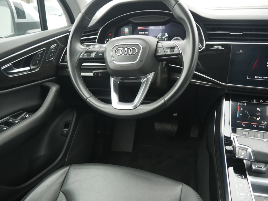 Certified 2022 Audi Q7 2.0T Premium w/ Convenience Package image 40