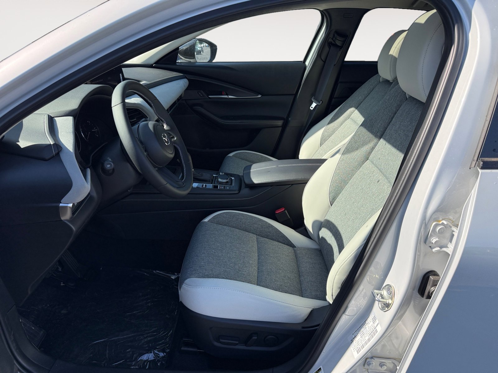New 2026 MAZDA CX-30 Aire Edition AWD/4WD image 10