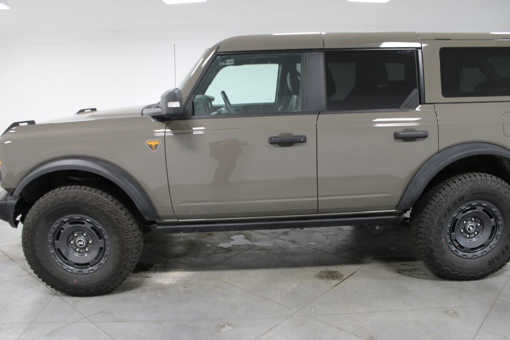 Used 2025 Ford Bronco Badlands AWD/4WD image 6
