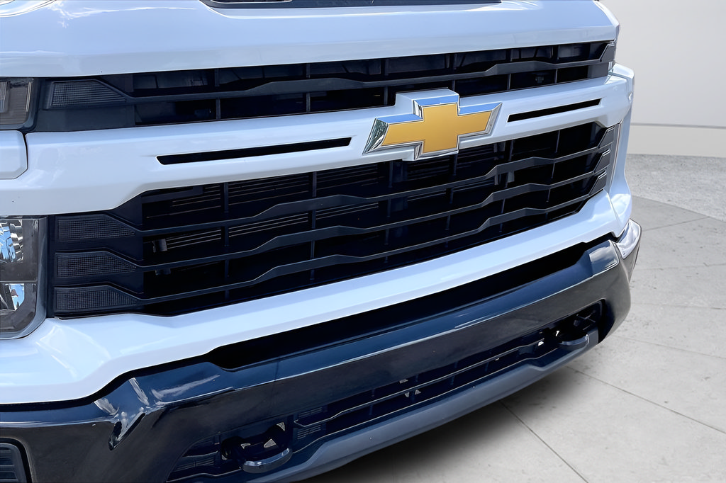 Used 2024 Chevrolet Silverado 2500 Custom w/ Custom Convenience Package AWD/4WD image 34