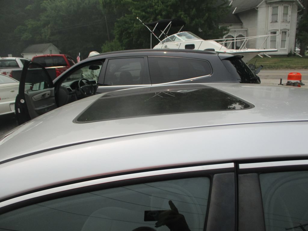 Used 2014 Chevrolet Impala LT w/ LT Sunroof Package FWD image 5
