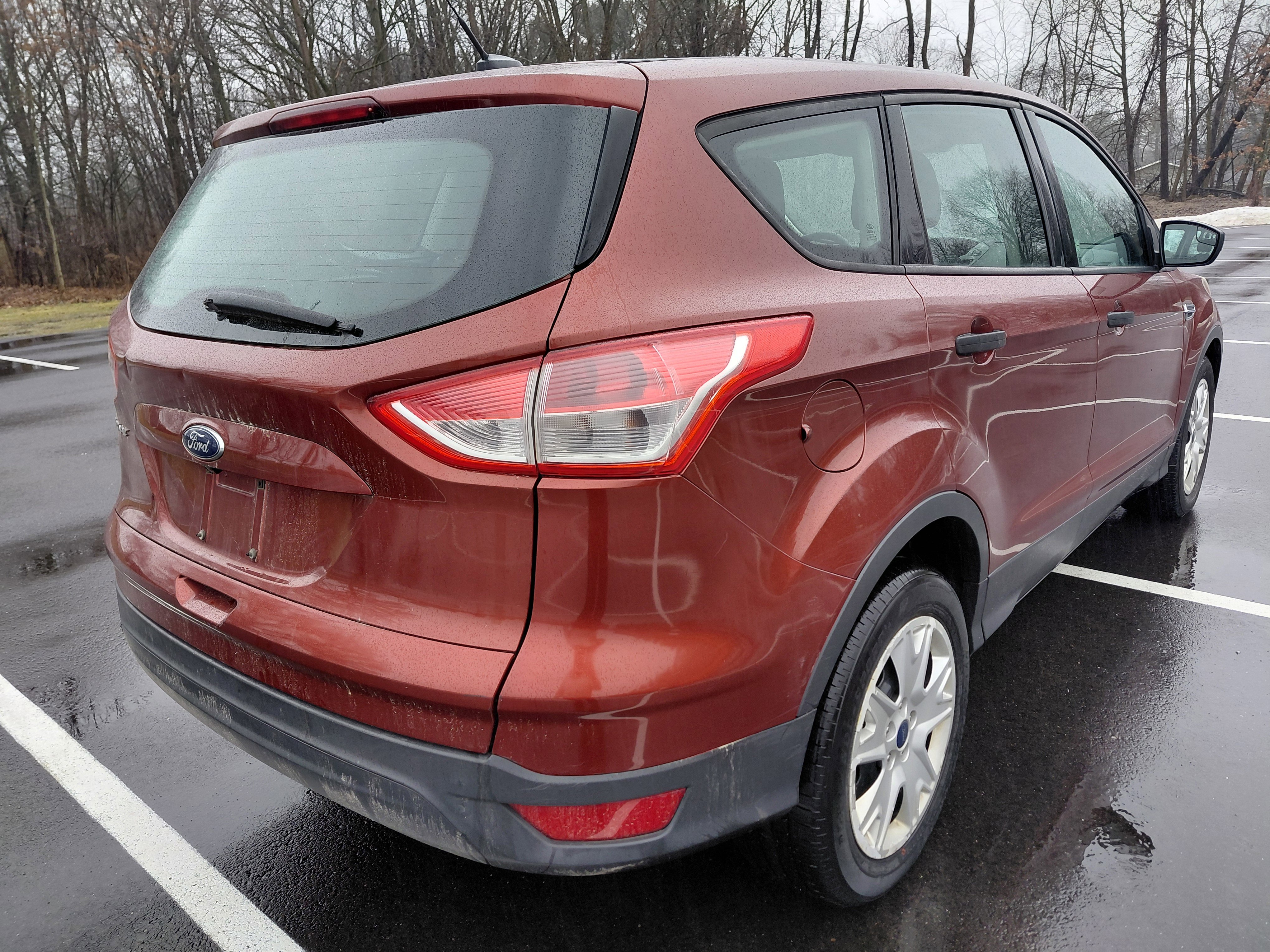 Used 2014 Ford Escape S FWD image 7