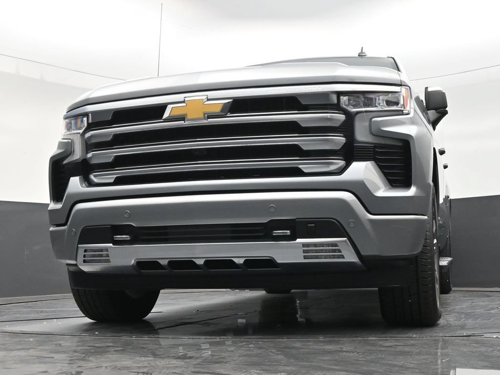 Used 2024 Chevrolet Silverado 1500 High Country RWD image 27