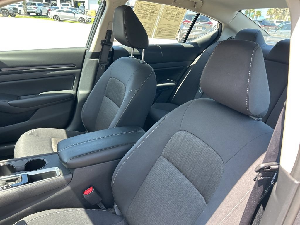 Certified 2025 Nissan Altima 2.5 S FWD image 21