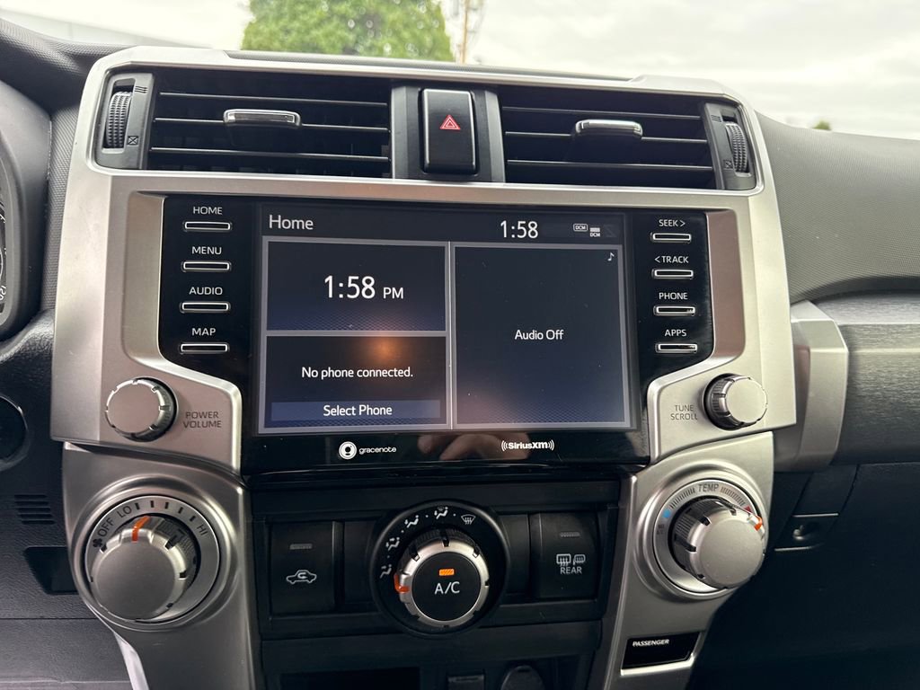 Used 2024 Toyota 4Runner SR5 AWD/4WD image 22