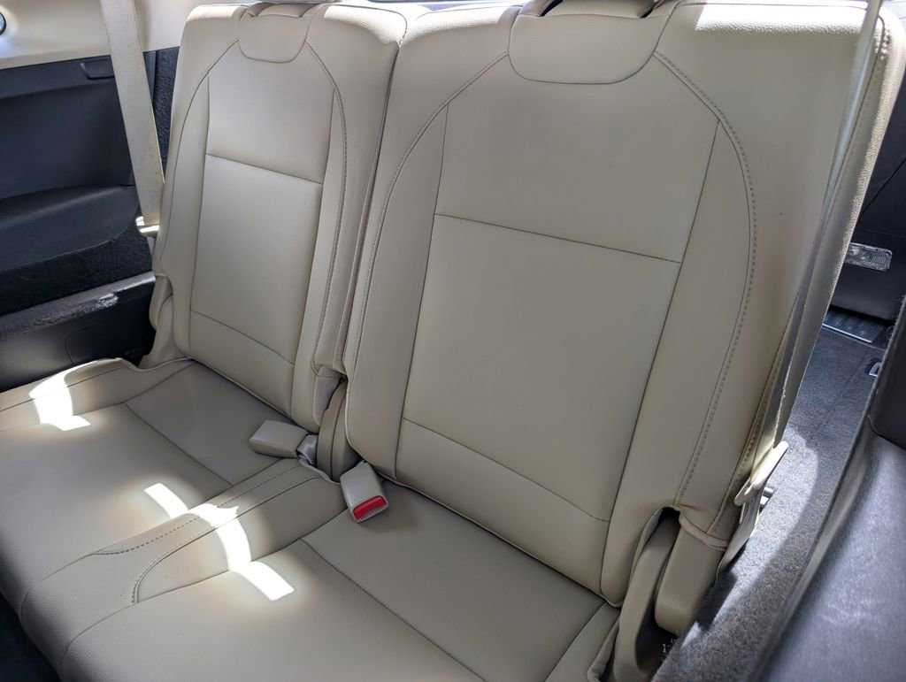 Used 2017 Acura MDX SH-AWD image 19