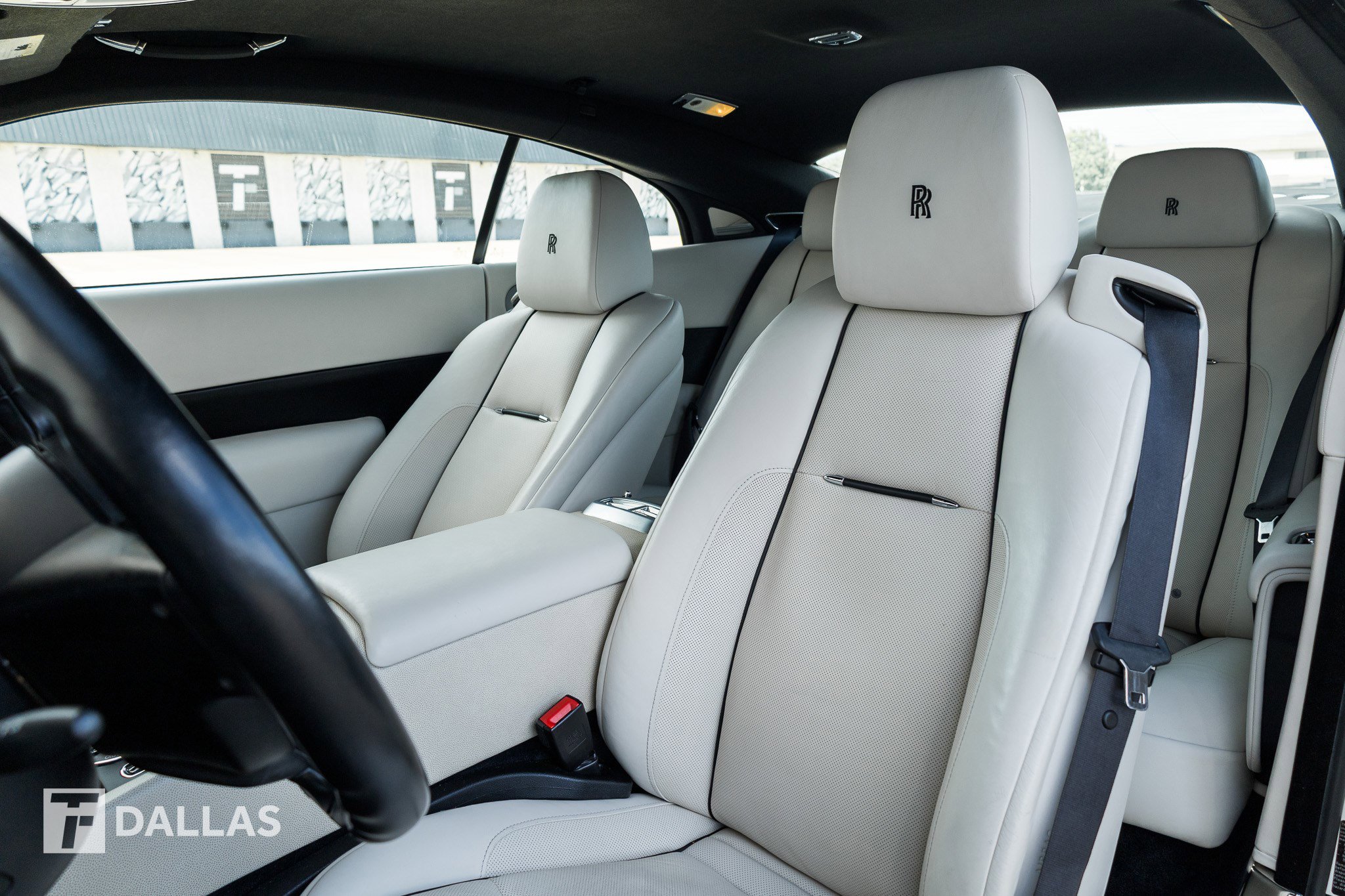 Used 2016 Rolls-Royce Wraith RWD image 4